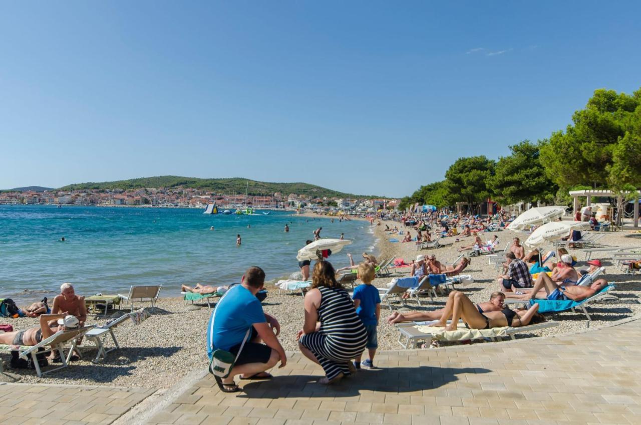 Apartments Mira I Vodice Bagian luar foto