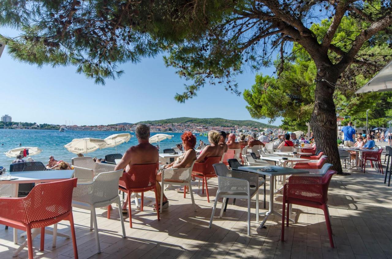 Apartments Mira I Vodice Bagian luar foto
